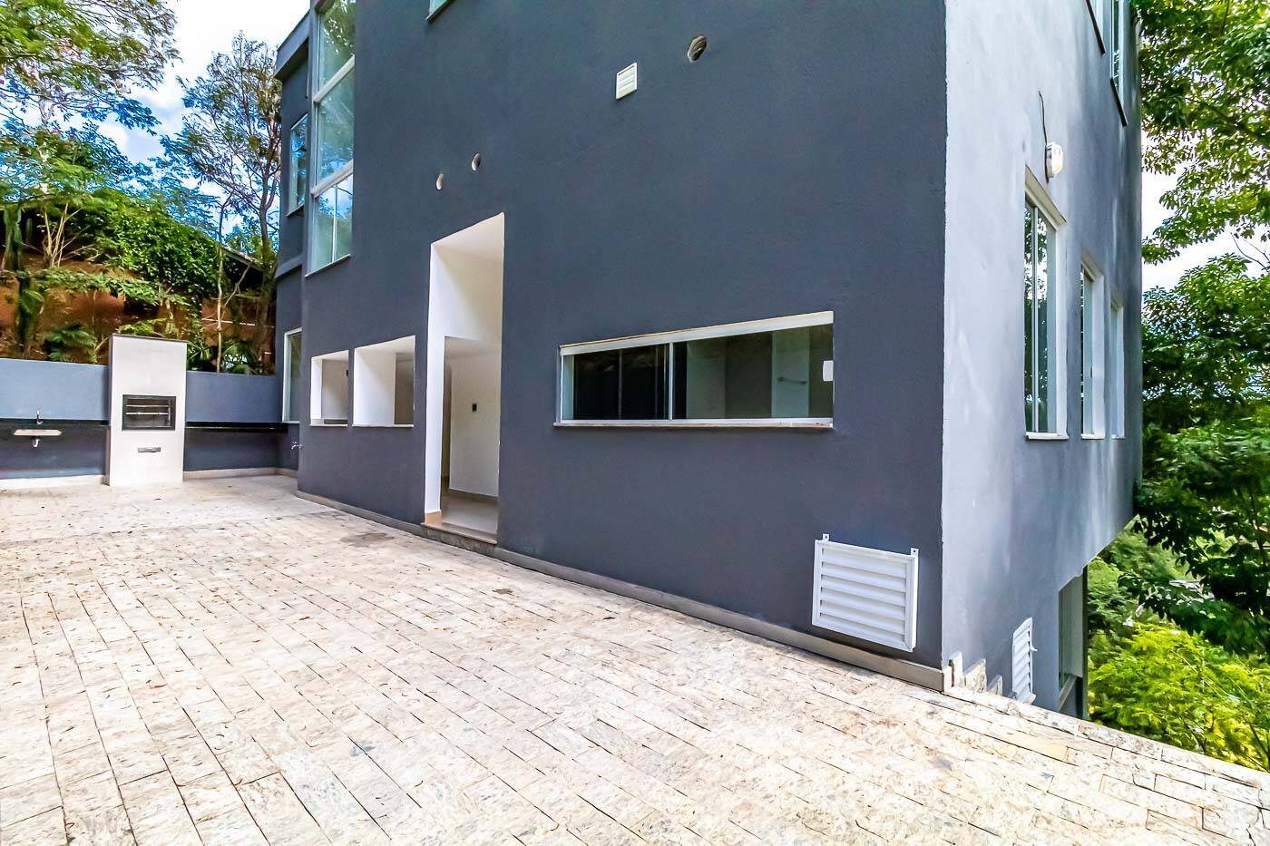 Casa à venda com 4 quartos, 436m² - Foto 16