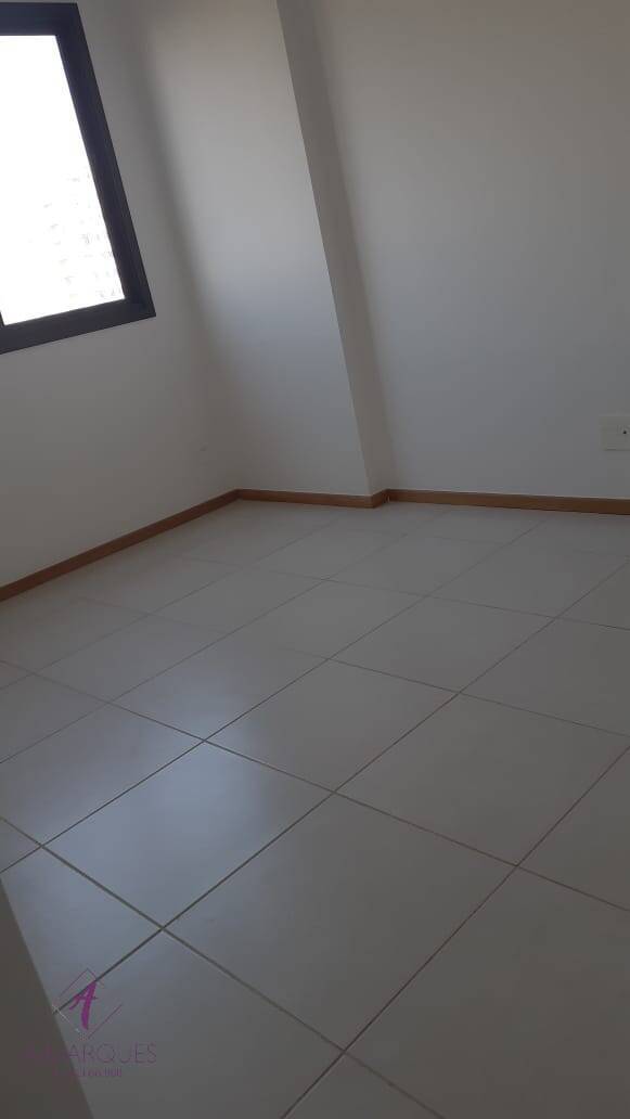 Apartamento à venda com 2 quartos, 60m² - Foto 7