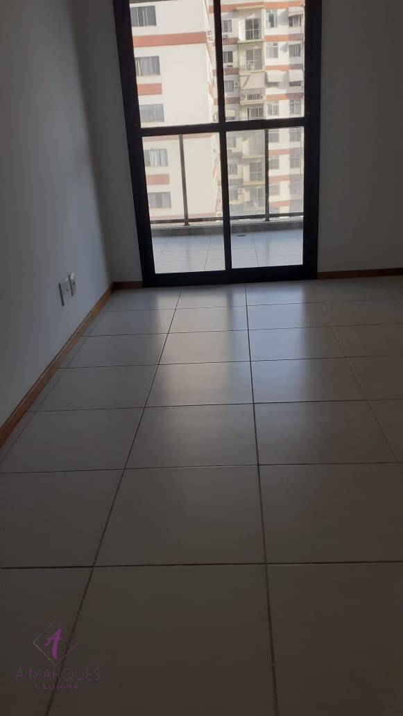 Apartamento à venda com 2 quartos, 60m² - Foto 18