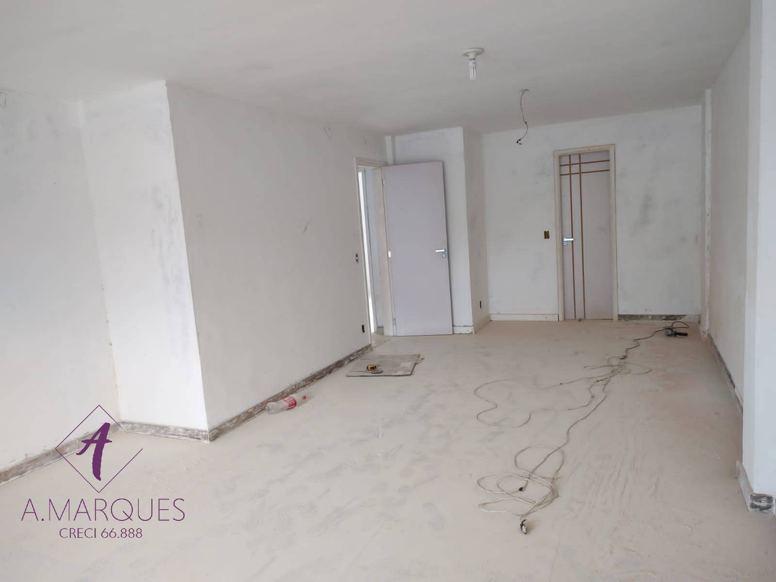 Casa à venda e aluguel com 4 quartos, 318m² - Foto 4