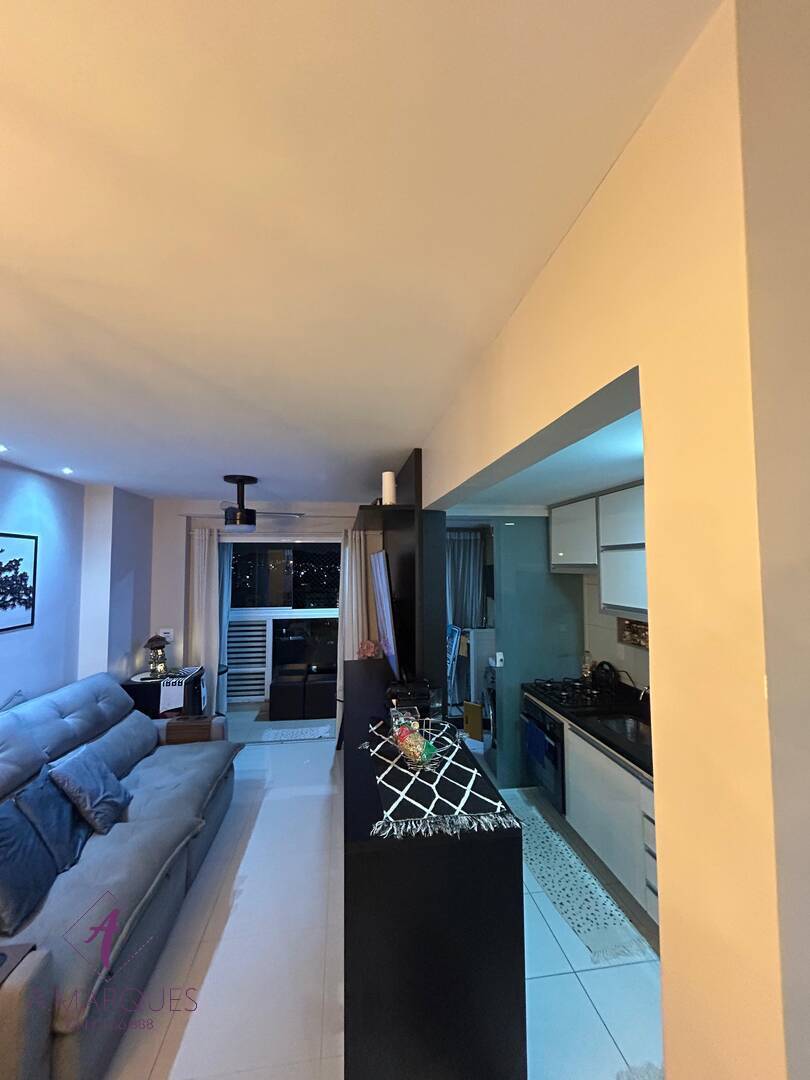 Apartamento à venda com 2 quartos, 56m² - Foto 3