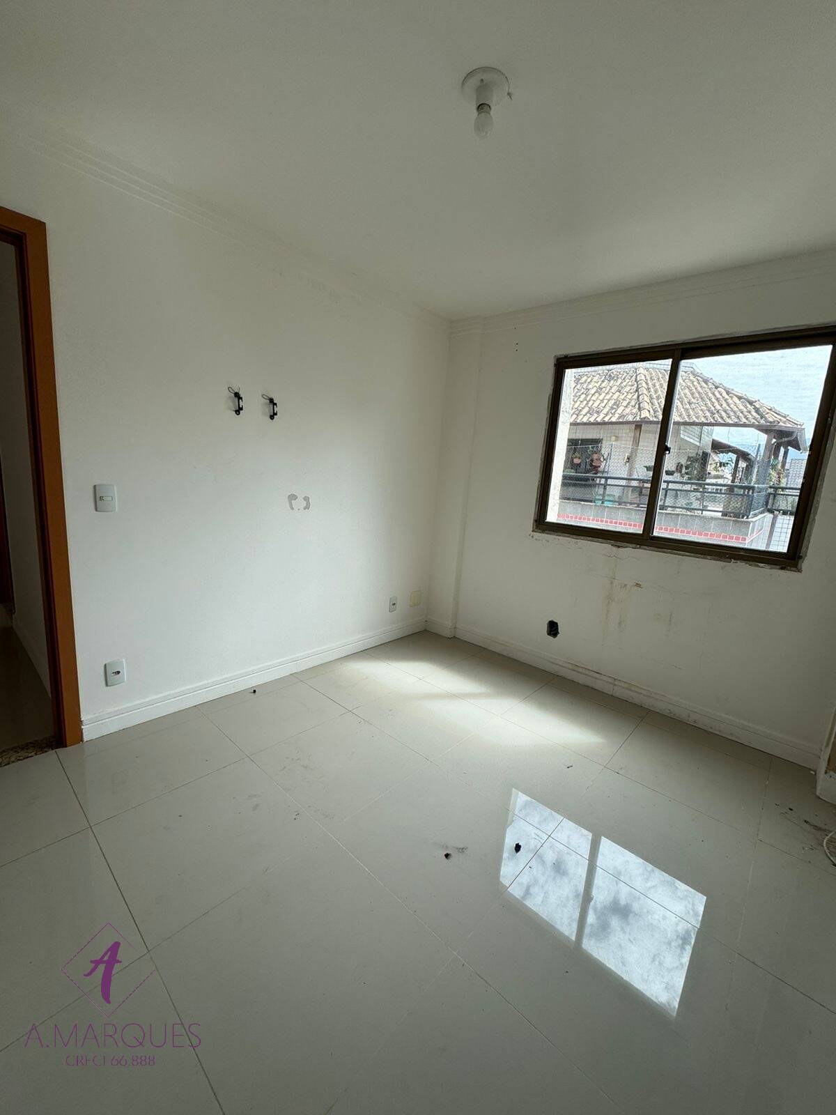 Apartamento à venda com 3 quartos, 200m² - Foto 6