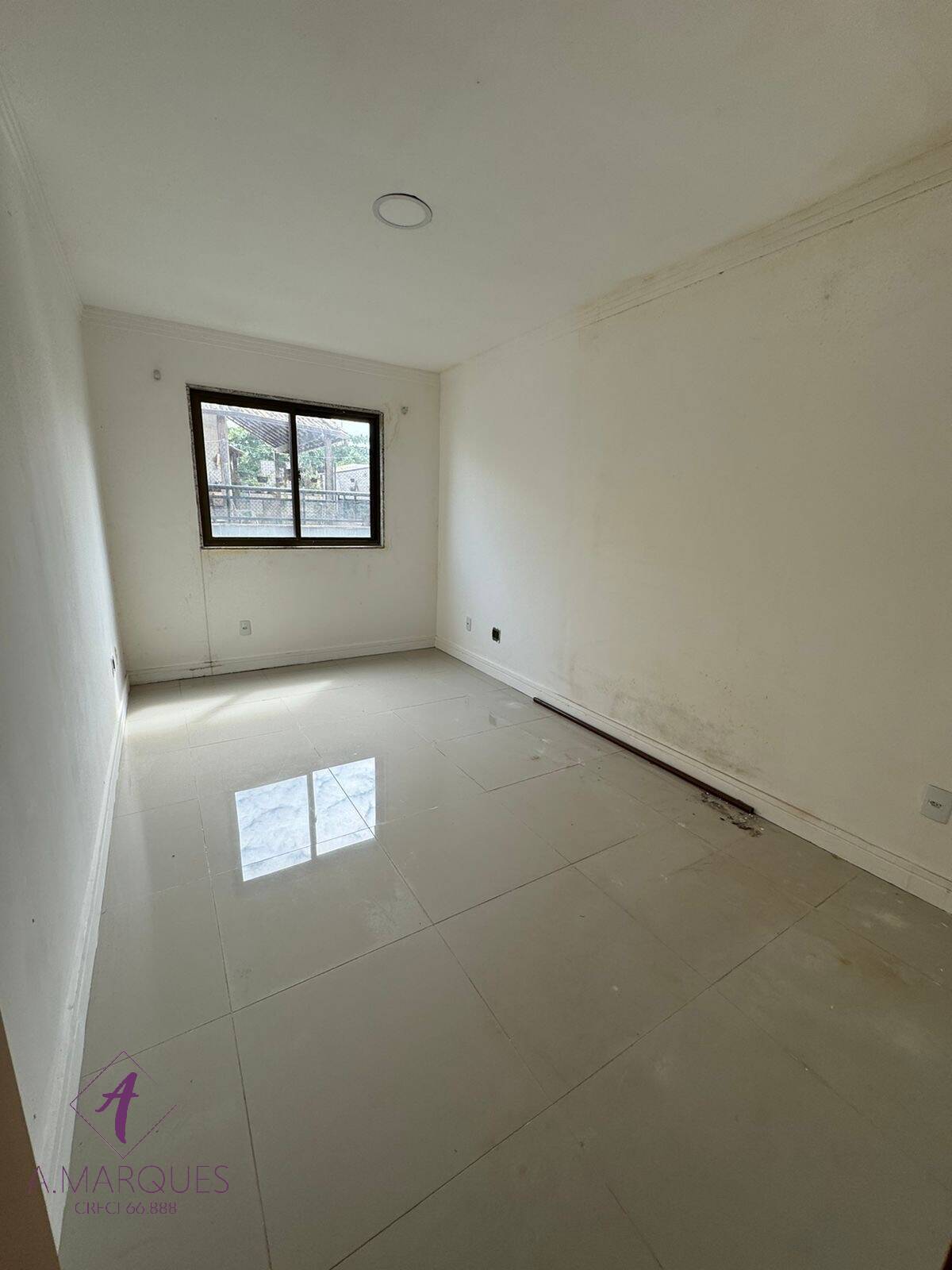 Apartamento à venda com 3 quartos, 200m² - Foto 10