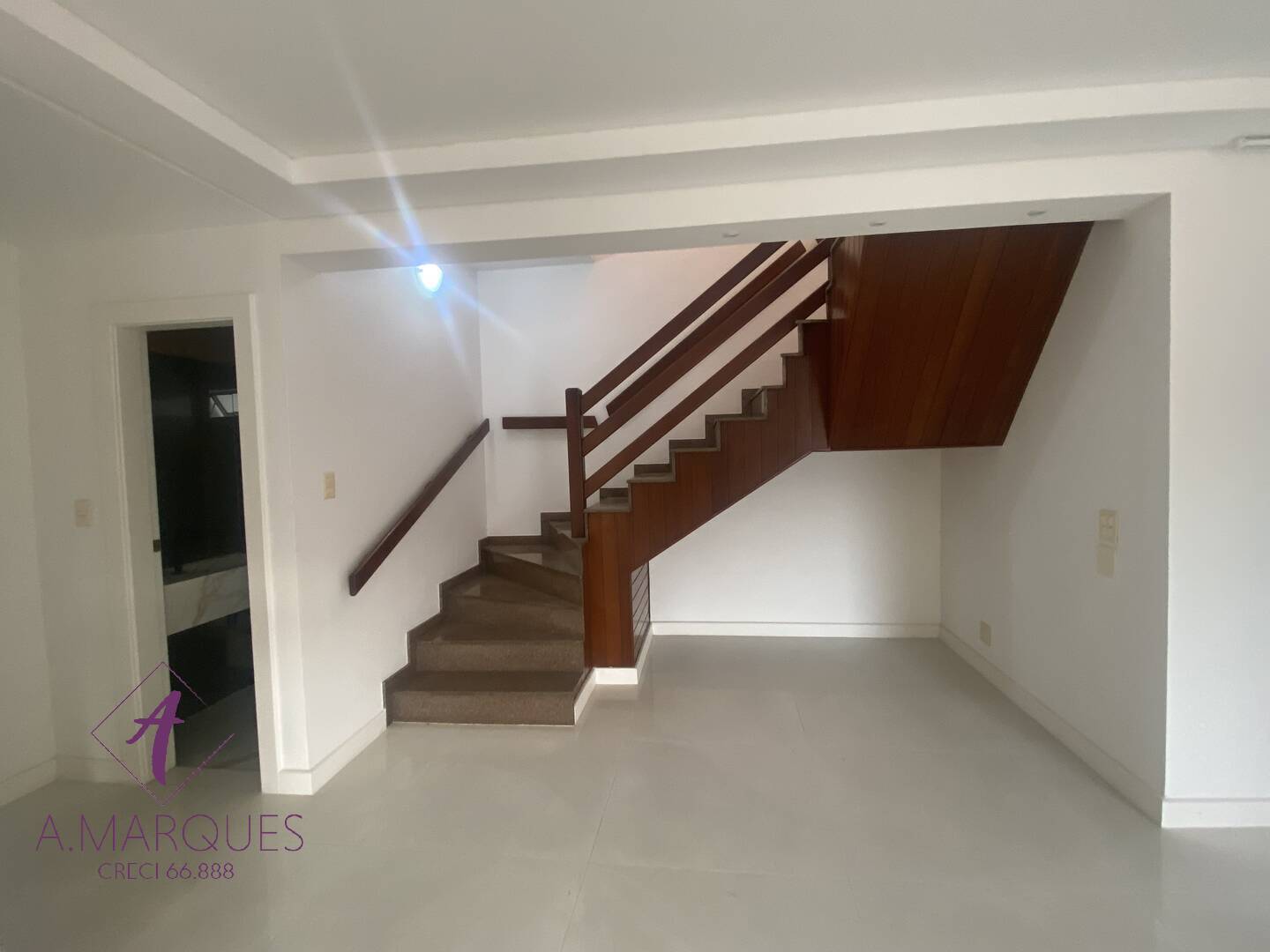 Casa à venda com 5 quartos, 610m² - Foto 6