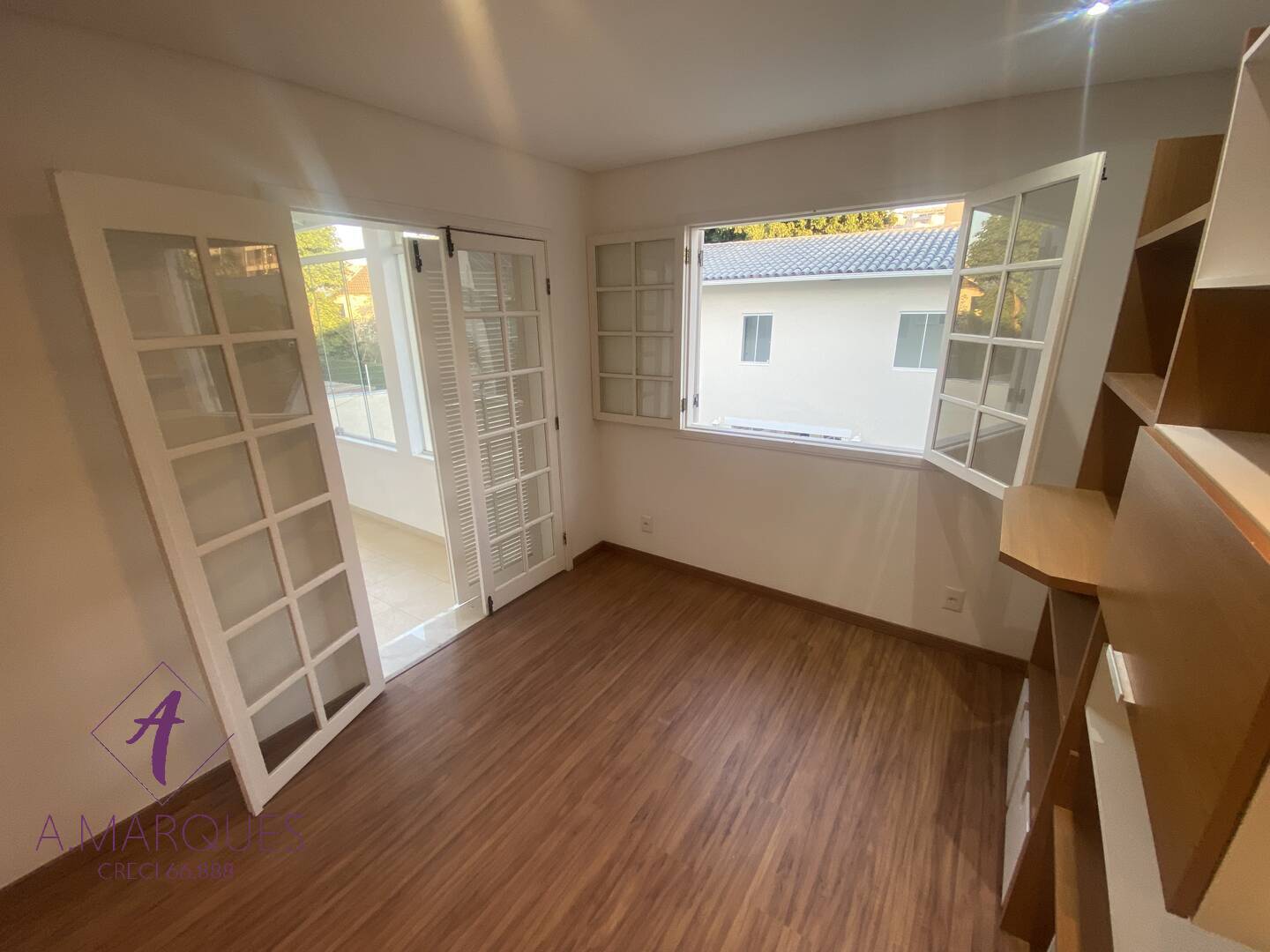 Casa à venda com 5 quartos, 610m² - Foto 12