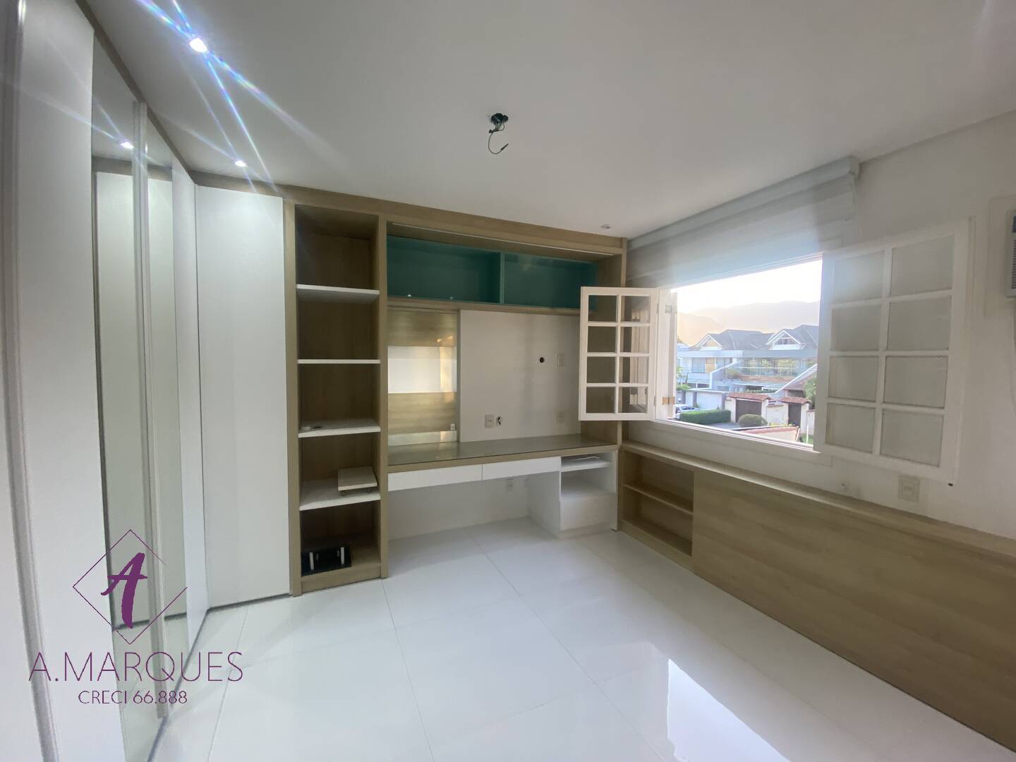 Casa à venda com 5 quartos, 610m² - Foto 16